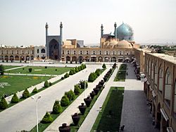 Archivo:Naghsh-e-jahan masjed-e-shah esfahan
