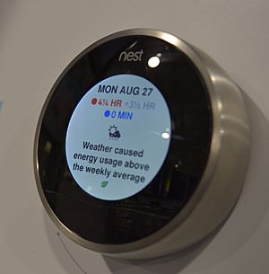 Archivo:Nest Learning Thermostat (cropped)