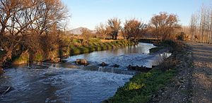 Archivo:Río Genil por Fuente Vaqueros (Granada, España) 1