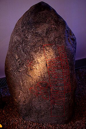 Archivo:Runestone from Snoldelev, East Zealand, Denmark