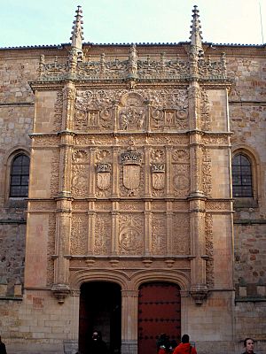 Archivo:Salamanca - Universidad, Escuelas Mayores, fachada 07