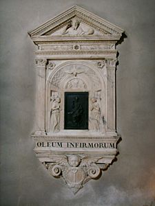 Sant'Egidio, tabernacolo di Bernardo Rossellino e Lorenzo Ghiberti