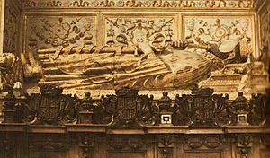 Archivo:Sepulcro de Enrique II, rey de Castilla y León. Capilla de los Reyes Nuevos de la Catedral de Toledo