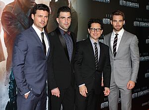 Archivo:Star Trek Into Darkness Cast 3, 2013