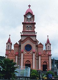 Archivo:Templo Parroquial Granada