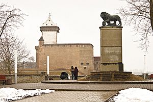 Archivo:The Swedish Victoria monument in Narva - panoramio