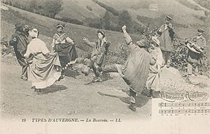 Archivo:Types d'Auvergne - La Bourrée (carte postale)