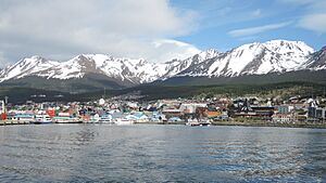 Archivo:Ushuaia, Argentina (15960804941)