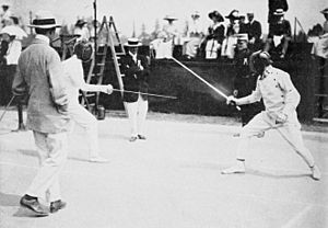 Archivo:1912 fencing patton and mas latrie