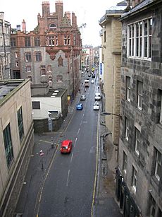Archivo:Cowgate, Edinburgh