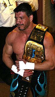 Archivo:Eddie Guerrero with belt