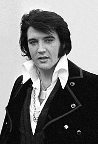 Archivo:Elvis Presley 1970-2