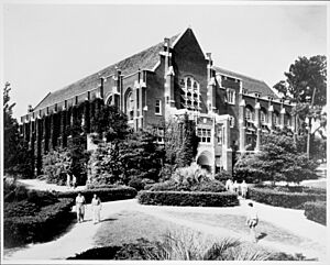 Archivo:Historic Smathers Library