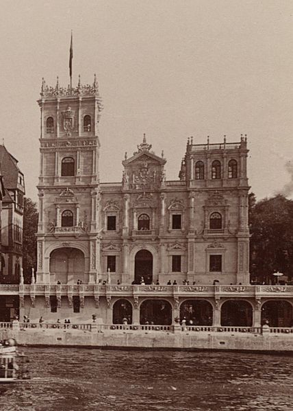 La Rue des nations, Exposition Universelle 1900 (cropped). Pavillon royal de l'Espagne