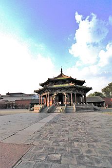 Archivo:Mukden Palace in Shenyang