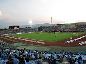 Archivo:Nishikyogoku stadium20080809A