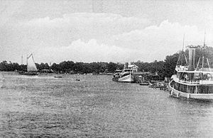 Archivo:Pascagoula River, from Pascagoula, Mississippi