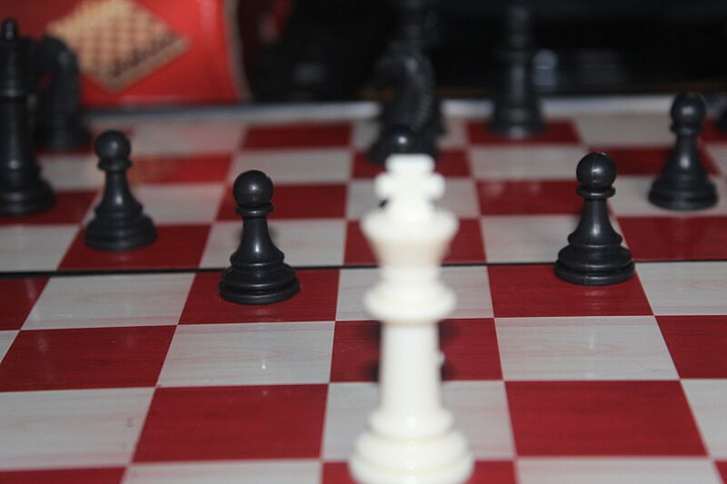 Pawns Focus