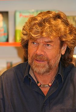 Archivo:Reinhold Messner in Koeln 2009