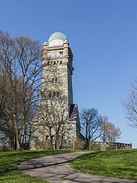 Archivo:Remscheid, der Bismarckturm Dm161 foto6 2015-04-18 16.48