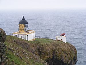 Archivo:St Abb's head lighthouse