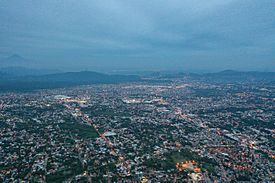 Zona metropolitana de Cuernavaca, vista CIVAC (2019).jpg