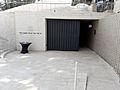 דלת הכניסה 2 - היכל הזיכרון הממלכתי לזכר חללי מערכות ישראל 2