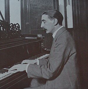 Archivo:Aguirre al piano