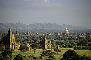 Archivo:Bagan, Burma