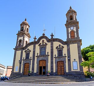 Guia NZ7 0596 (49469082666).jpg