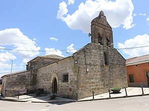 Archivo:Iglesia de San Julián, Las Ventas de San Julián 01
