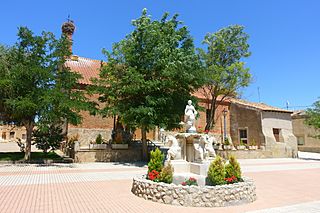 Iglesia de San Pedro, Cotanes del Monte 02.jpg