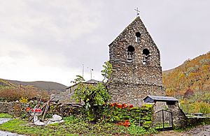 Archivo:Iglesia de Santa Lucía en Villar de Acero