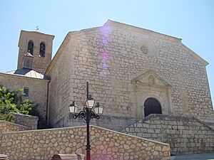 Archivo:Iglesia en Villalbilla