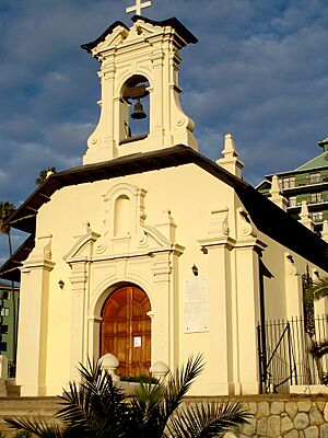 Archivo:Iglesia papudo