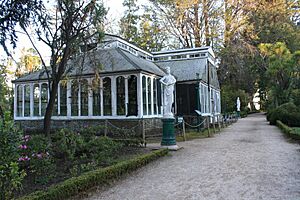 Archivo:Isidora Cousiño Parque de Lota