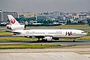 JA8548 DC-10-40D JAL Japan Airlines ITM 25MAY05 (8502138937).jpg