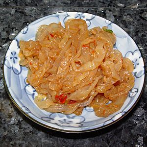 Archivo:Jellyfish sesame oil and chili sauce