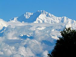 Kanchanjanga peak of the Himalayas from Darjeeling.jpg