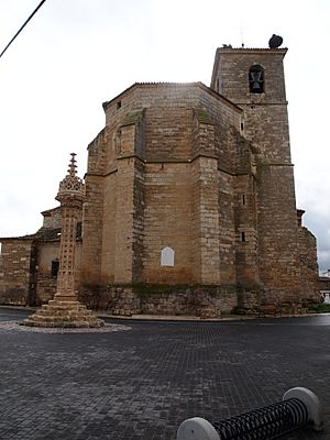 Archivo:La Iglesia de Nuestra Señora de la Asunción - Boadilla del Camino