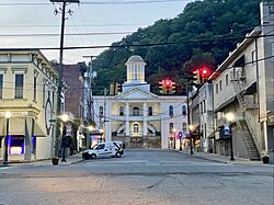 Main Street and Court Street, Pomeroy, OH.jpg