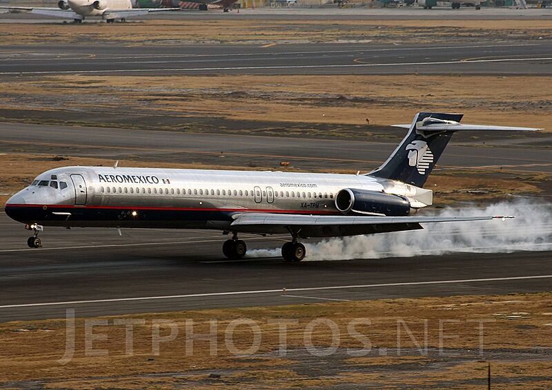 McDonnell Douglas MD-87, Aeromexico JP6519014
