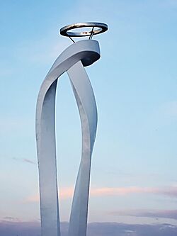 Monumento Santísima Virgen María.jpg