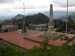 Obelisco en memoria a Sucre