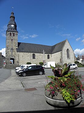 Oisseau (53) Église.JPG