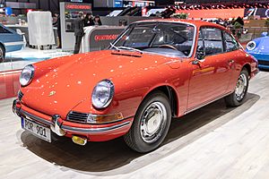 Archivo:Porsche 901, GIMS 2019, Le Grand-Saconnex (GIMS1277)