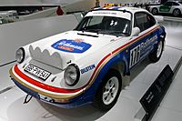Archivo:Porsche 953 front-left Porsche Museum