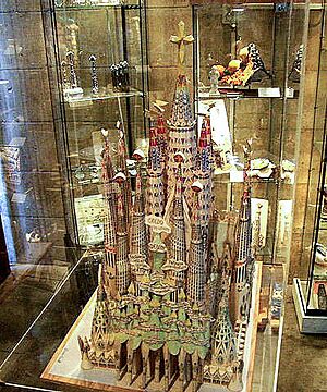 Archivo:Sagradafamilia-model