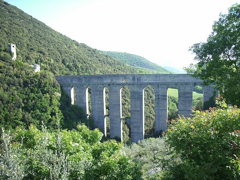 SpoletoPonteDelleTorri ty20060511r12071