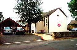 St Pauls Church Walton (Bill Henderson) Aug 2006.jpg